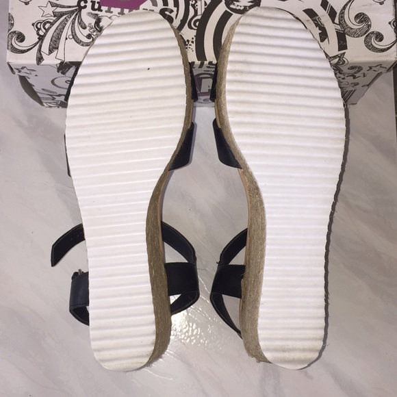 Brash Platform Sandals Size 11 - EUC - Picture 5 of 8